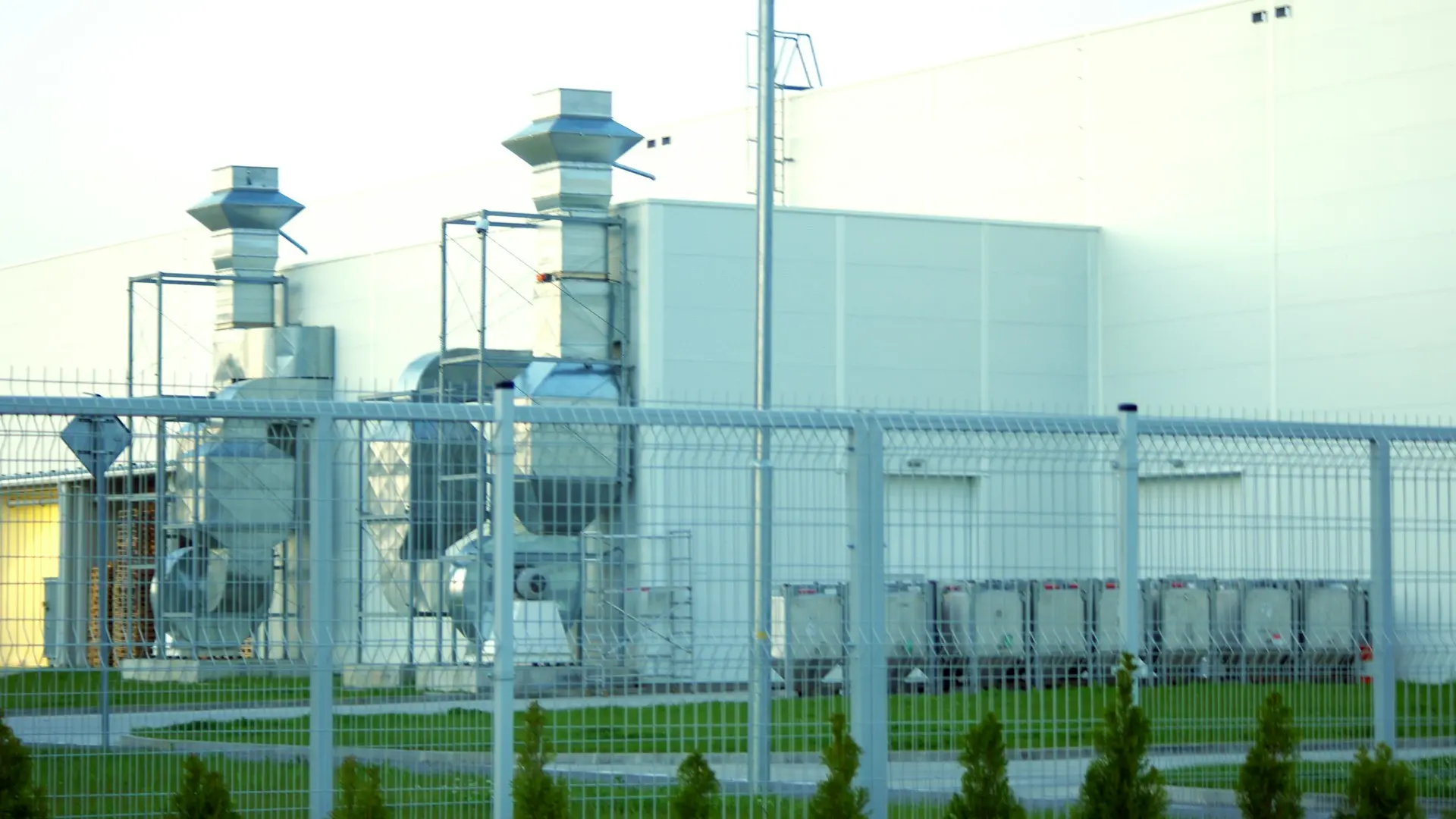 Oferta hurtowni wentylacyjnej Ventido — magazyn z rurami spiro i kanałami