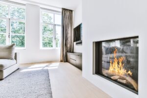 Jak prawidłowo wentylować pomieszczenie z kominkiem?